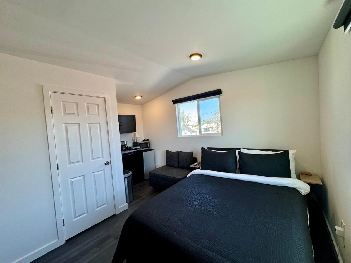 Your Downtown Cozy Studio With Backyard Unit C Phoenix Exteriör bild